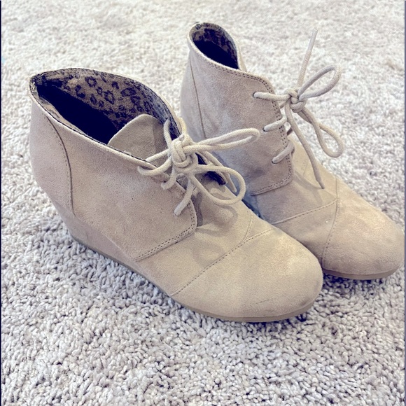 Tan Womens Booties - Picture 1 of 1